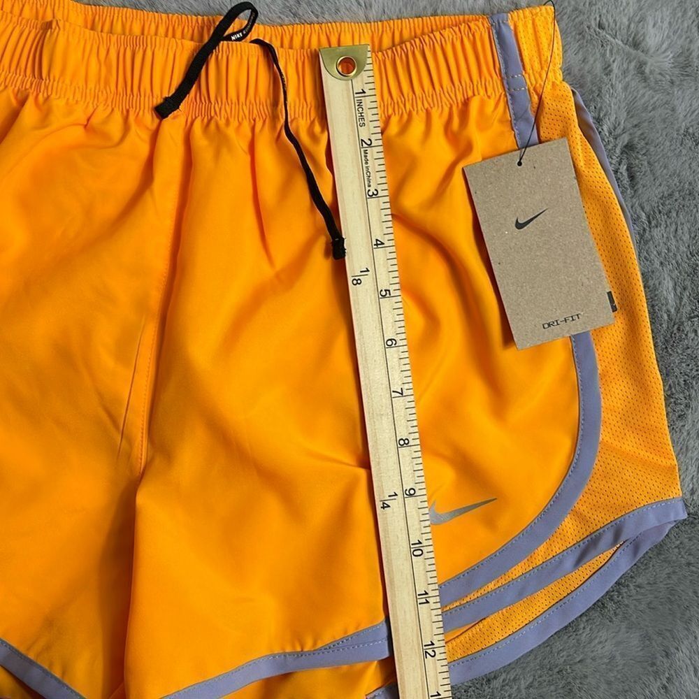 Nike Dri-FIT Tempo Athletic Shorts Mecium NWT Workout Running Gear Track & Field - Picture 10 of 12